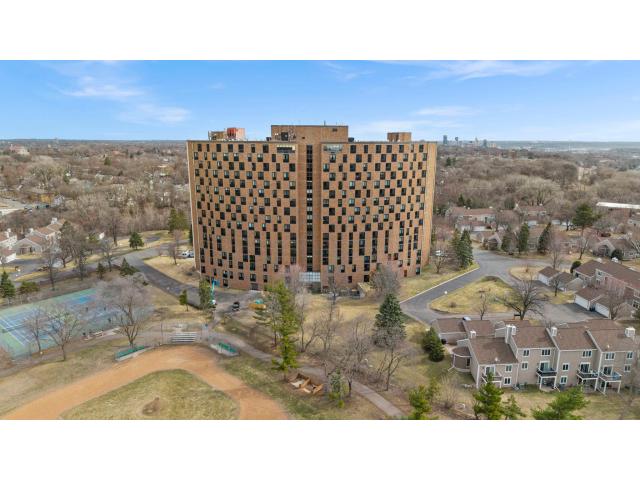 1181 Edgcumbe Road Unit 1712 Saint Paul MN 55105 - MLS# 7163674