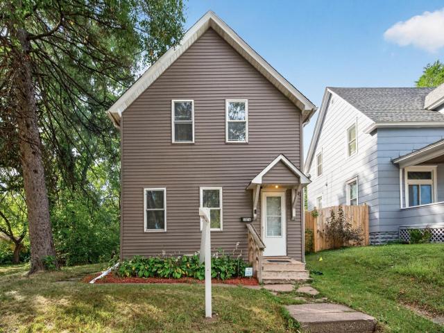1076 Ross Avenue Saint Paul MN 55106 - MLS# 7163861