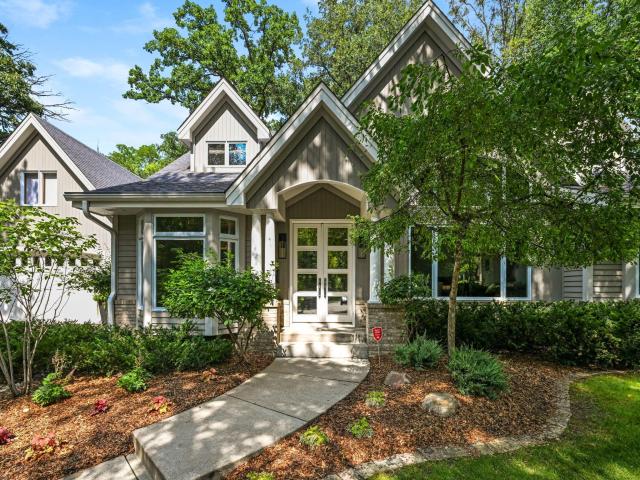 4541 Meadow Road Edina MN 55424 - MLS# 7163974
