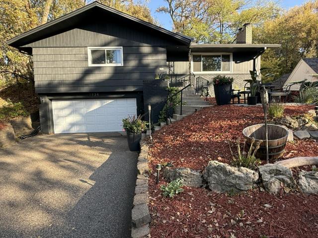 1834 Glenwood Parkway Golden Valley MN 55422 - MLS# 7163985