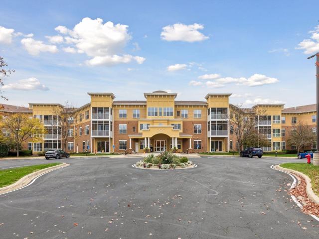 15001 Burnhaven Drive Unit 120 Burnsville MN 55306 - MLS# 7164025