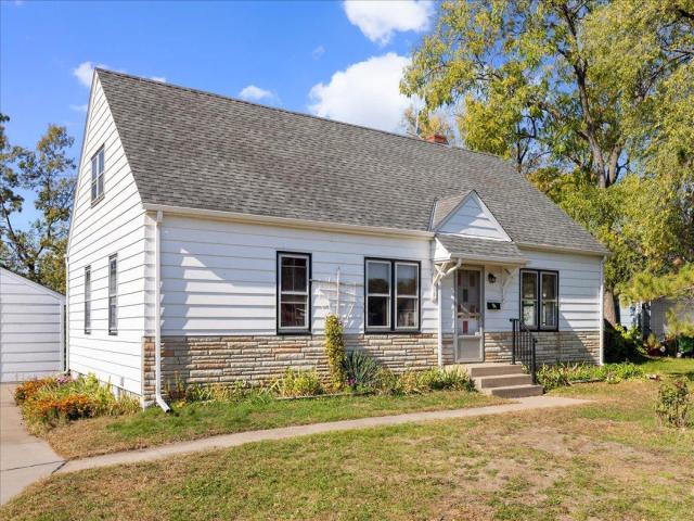 25 5th Avenue SE Osseo MN 55369 - MLS# 7164157