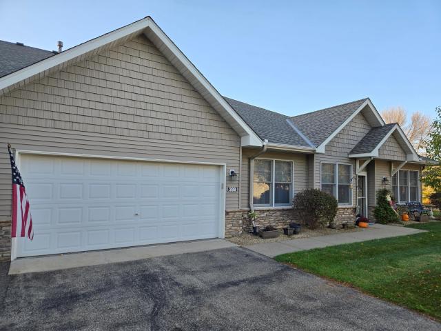 389 Hayes Drive Hastings MN 55033 - MLS# 7164340