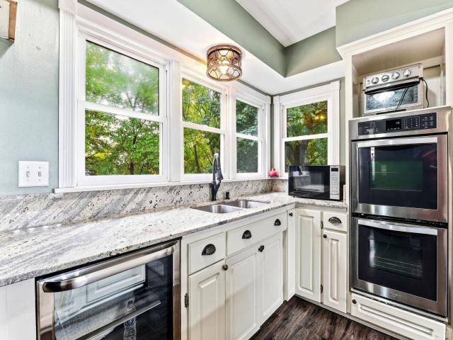 817 Kenwood Lane Maplewood MN 55117 - MLS# 7164501