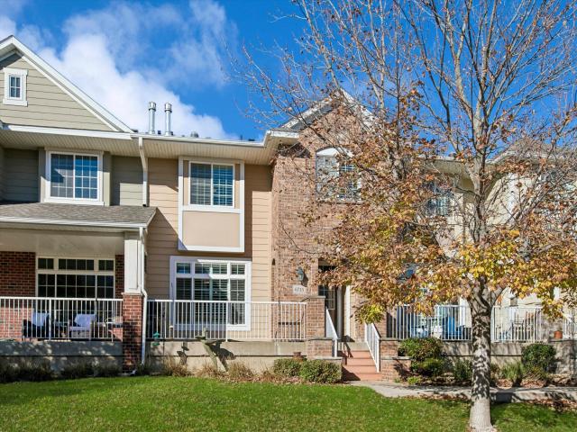 6715 Flycatcher Lane Unit 1120 Apple Valley MN 55124 - MLS# 7164578