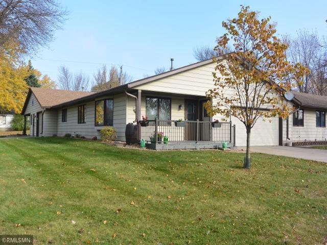 1601 9th Street E Glencoe MN 55336 - MLS# 7164651