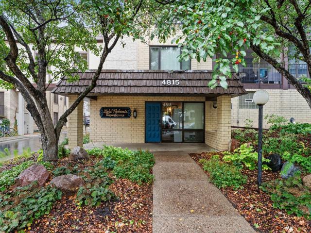 4815 28th Avenue S Unit 411 Minneapolis MN 55417 - MLS# 7165115