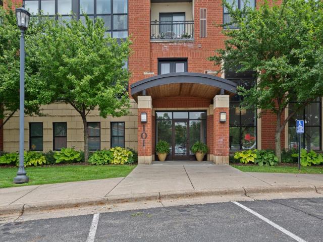 101 Saint Olaf Avenue Unit 407 Northfield MN 55057 - MLS# 7165134