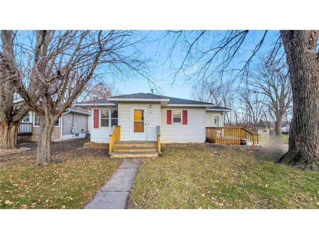 1017 S 4th Avenue Albert Lea MN 56007 - MLS# 7165179