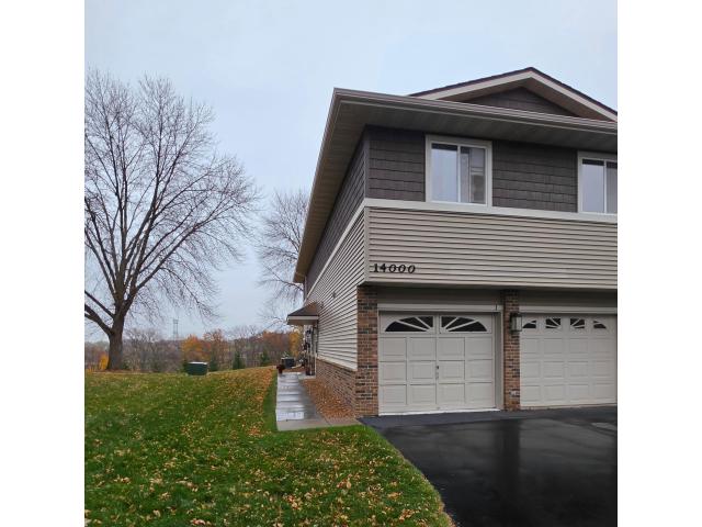 14000 44th Place N Unit 2 Plymouth MN 55446 - MLS# 7165184