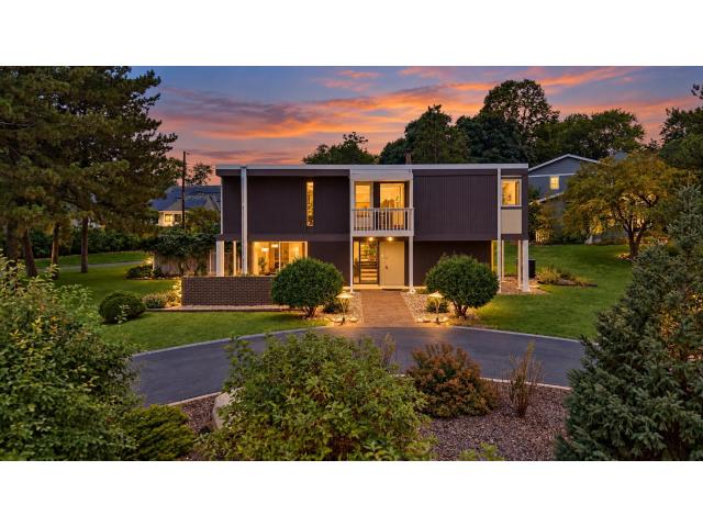 1676 Virginia Avenue S Minneapolis MN 55426 - MLS# 7165562