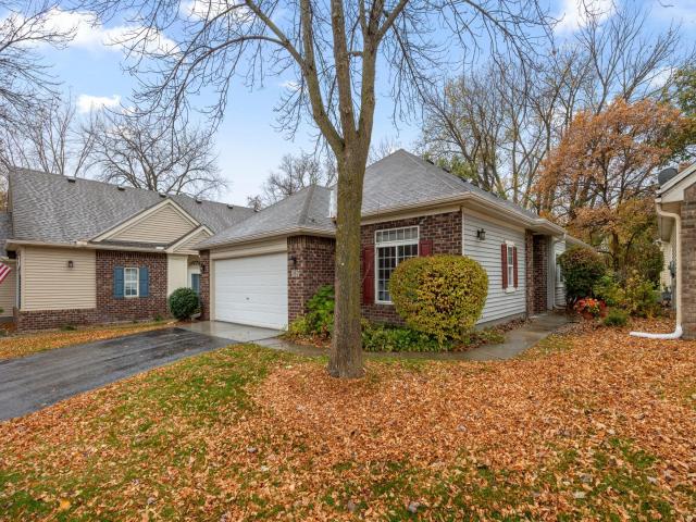 162 Lakeview Road E Chanhassen MN 55317 - MLS# 7165775