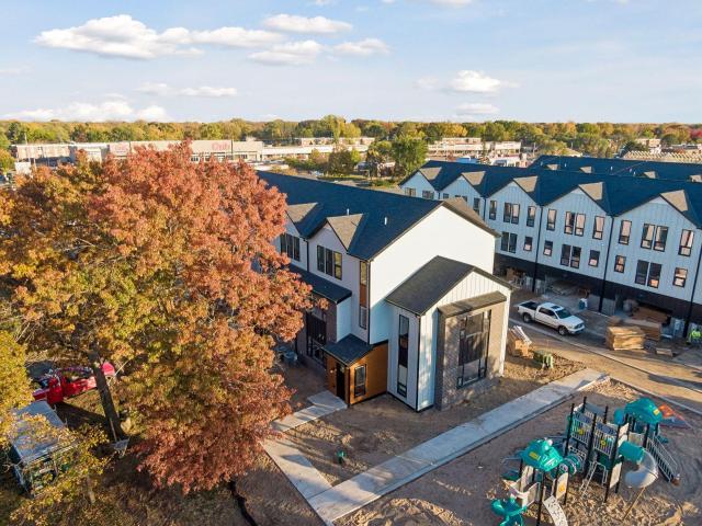 10876 University Avenue NW Coon Rapids MN 55448 - MLS# 7165976