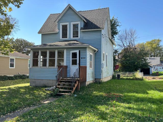 611 Freeborn Avenue Albert Lea MN 56007 - MLS# 7165997