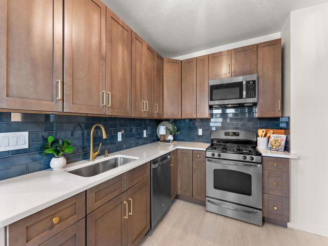 342 Saratoga Street S Saint Paul MN 55105 - MLS# 7166445