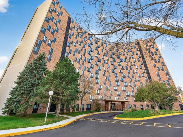 1181 Edgcumbe Road Unit 1605 Saint Paul MN 55105 - MLS# 7166552