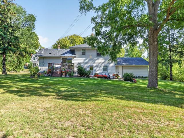 1300 Lakeview Avenue Mendota Heights MN 55120 - MLS# 7167035