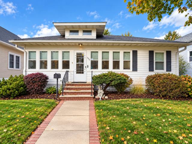 1030 W Mark Street Winona MN 55987 - MLS# 7167119
