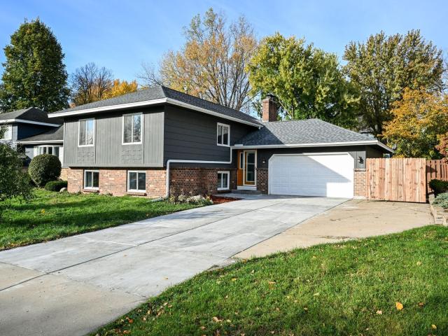 6235 Decatur Avenue N Brooklyn Park MN 55428 - MLS# 7167124