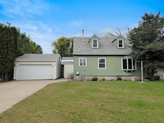 606 5th Street SE Dodge Center MN 55927 - MLS# 7167338
