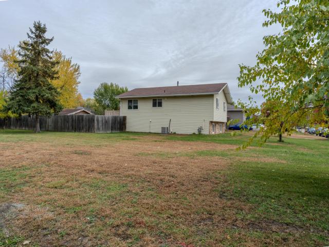 3024 81st Avenue N Brooklyn Park MN 55444 - MLS# 7167540 — photo 3