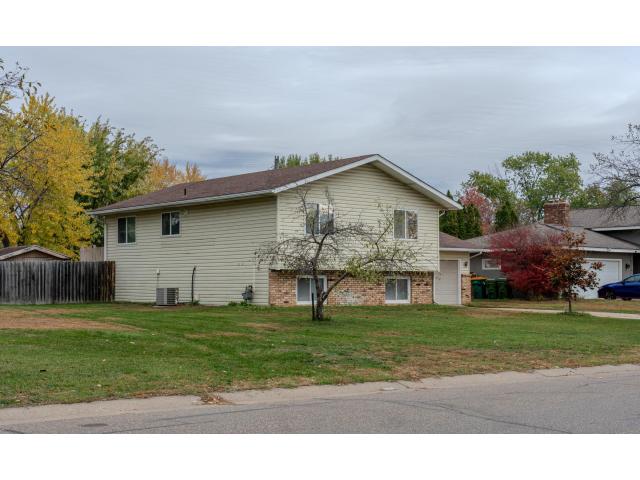 3024 81st Avenue N Brooklyn Park MN 55444 - MLS# 7167540 — photo 2
