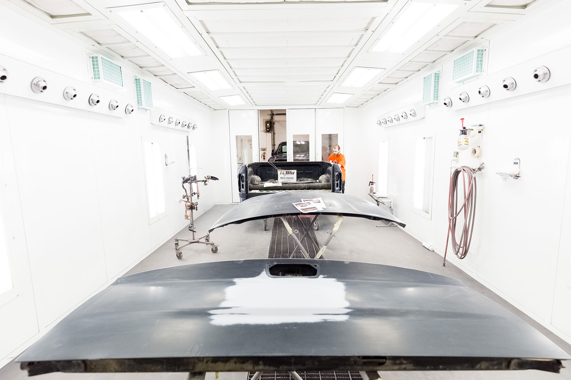 7 Signs that You Are Receiving the Best Car Paint Job in Alberta CSN