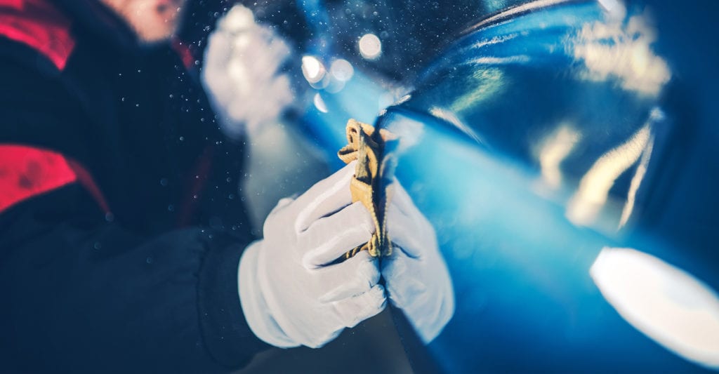 8 Car Windshield Cleaning Tips from Auto Body Pros - CSN JD Collision