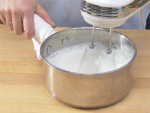 How to froth milk to make a latte without a machine