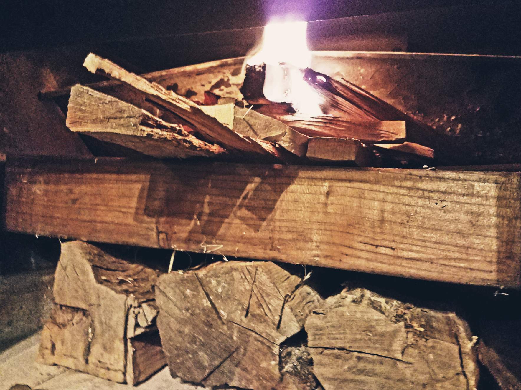 https://s3.us-east-2.amazonaws.com/partiko.io/img/happymoneyman-upside-down-fire-irqfg13q-1538762513345.png