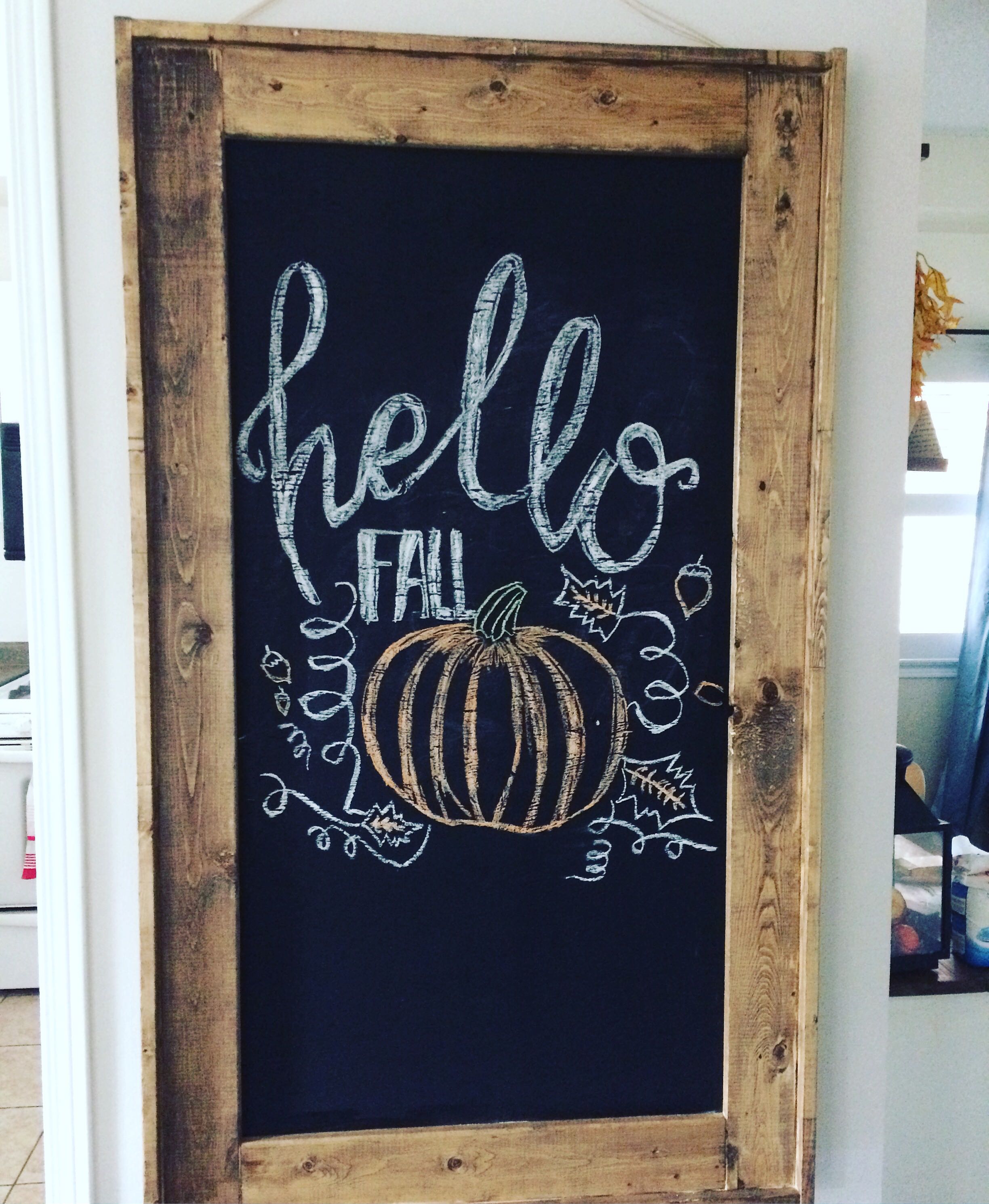 https://s3.us-east-2.amazonaws.com/partiko.io/img/this-is-us-fall-is-here-s0m1fvxy-1537621328851.png