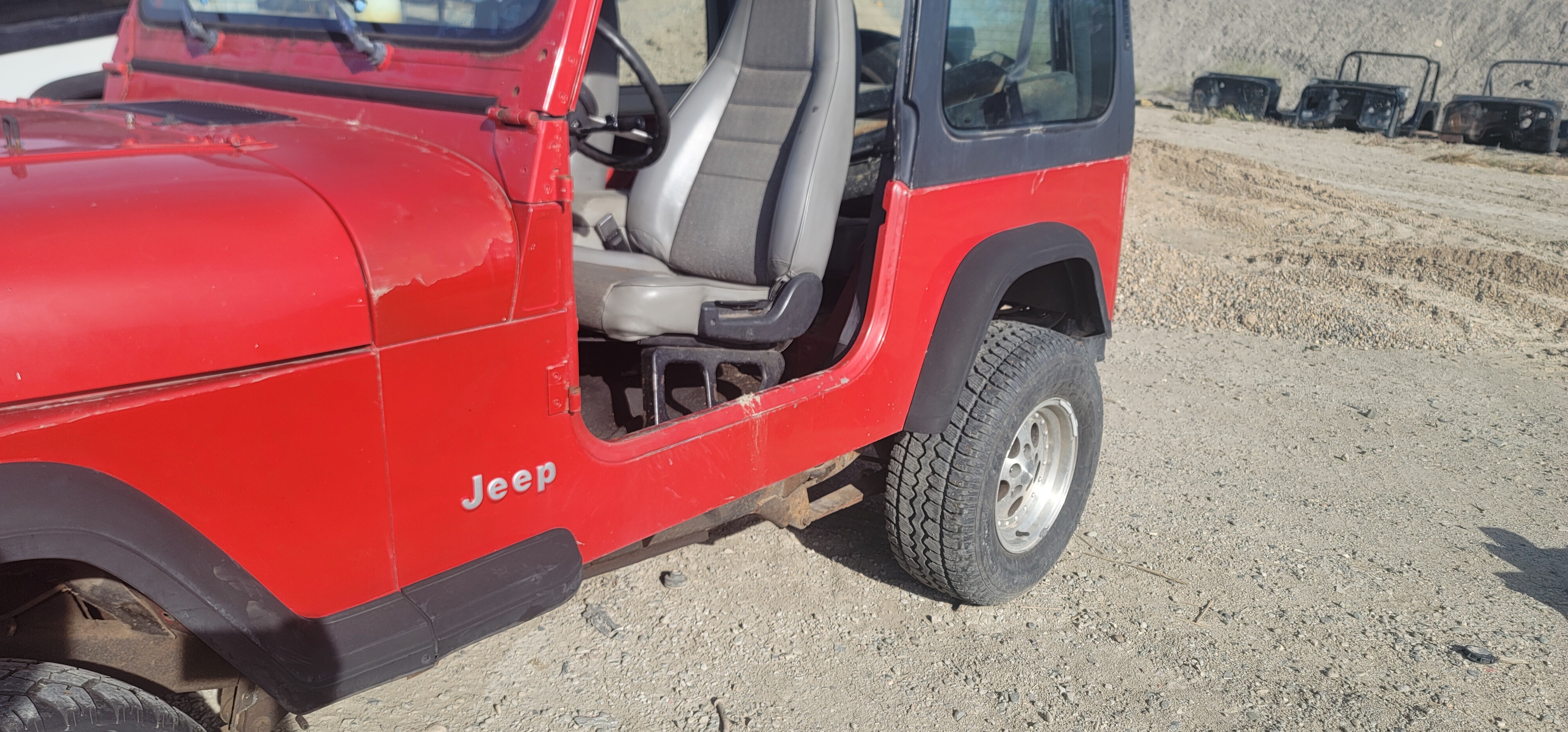 1995 Jeep Wrangler YJ 2.5L Automatic Transmission with A/C
