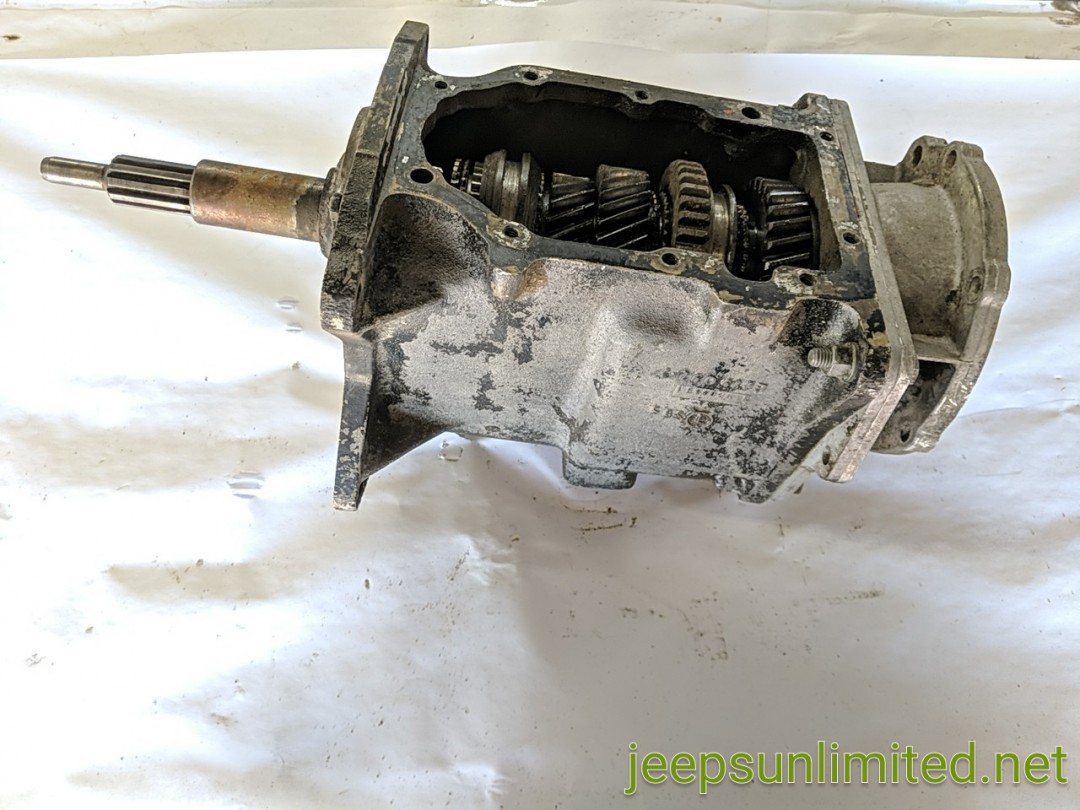 CJ T176 4 Speed Manual Transmission 2604203 19761986 Parts Breakers