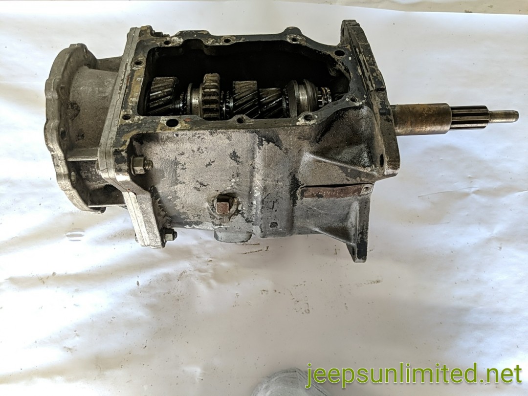 CJ T176 4 Speed Manual Transmission 2604203 19761986 Parts Breakers