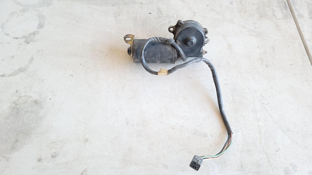 Wrangler YJ Windshield Wiper Motor 56030005 19871995 Parts Breakers
