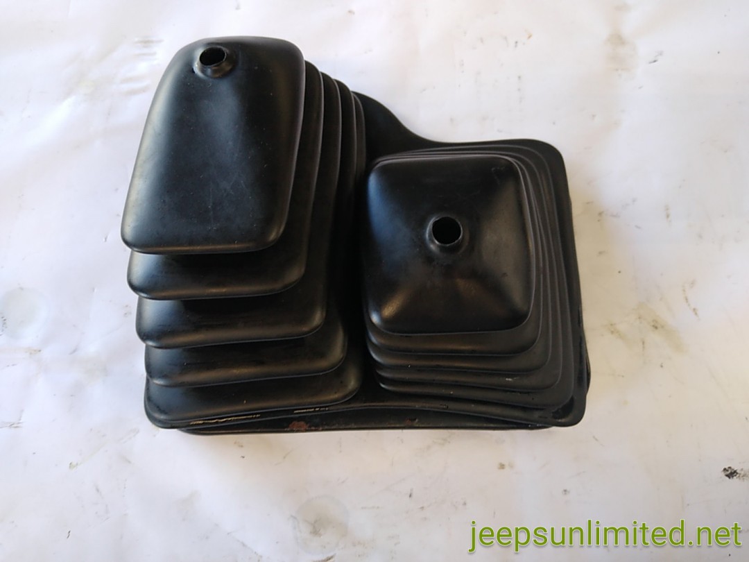 5 Speed Manual Transmission and 4x4 Outer Shift Boot 8795 YJ 53004539
