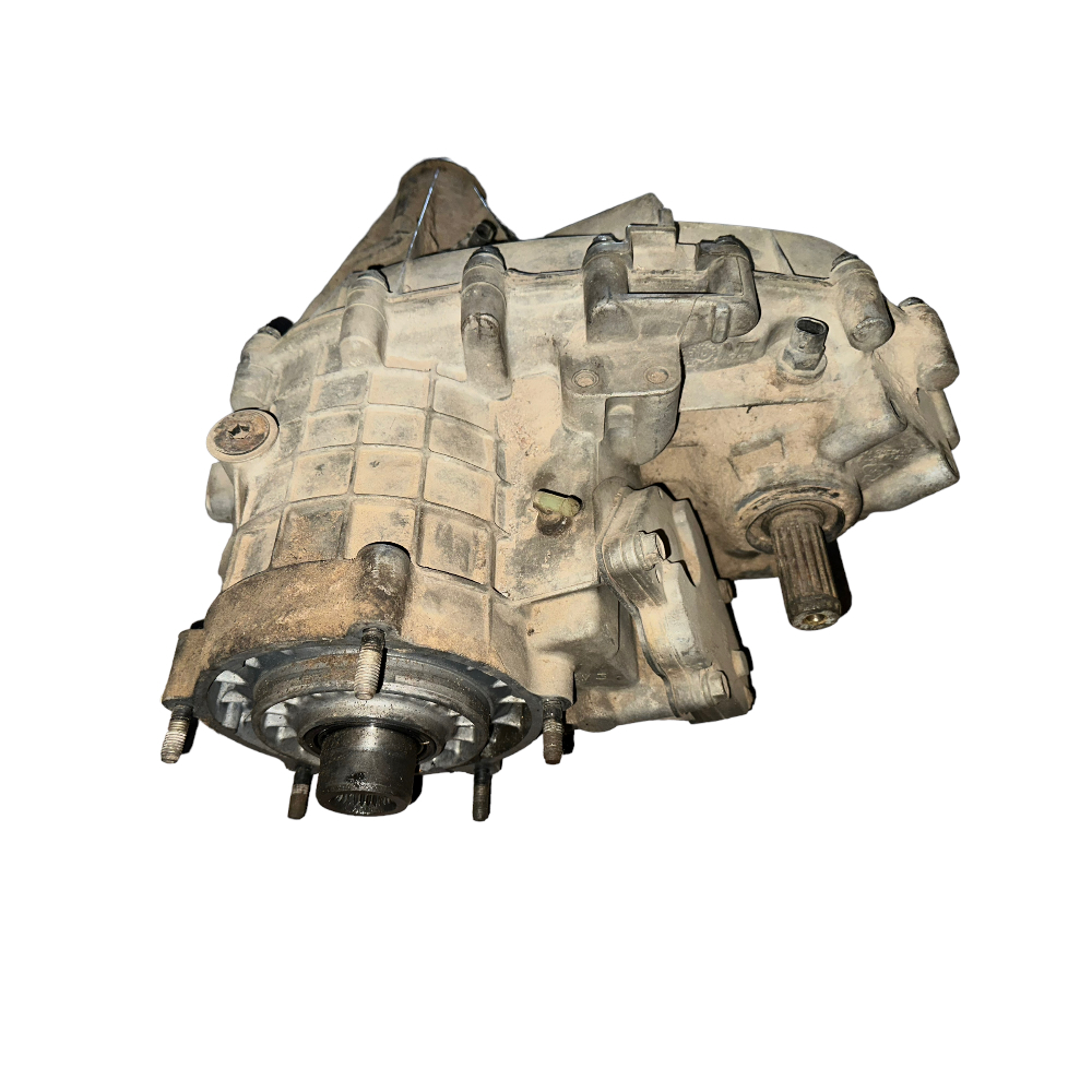 136 GM Van 4WD Transfer Case 15035136 19992005 Parts Breakers Rust