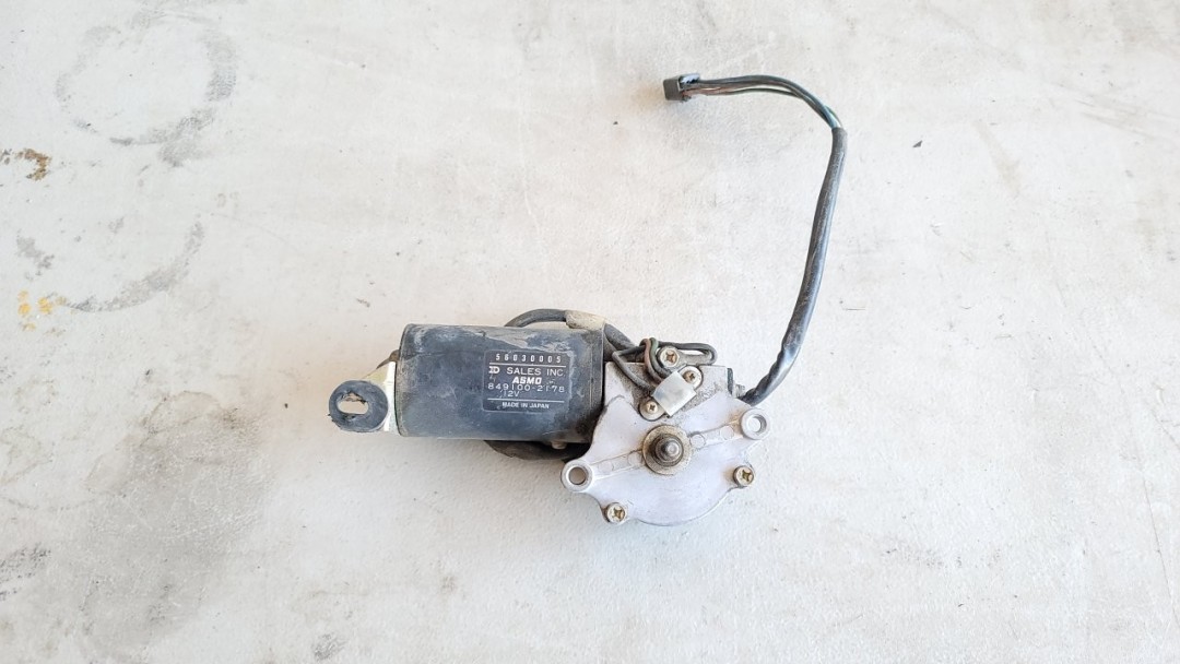 Wrangler YJ Windshield Wiper Motor 56030005 19871995 Parts Breakers
