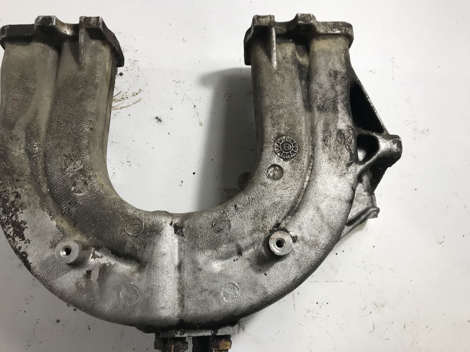 Jeep TJ XJ Air Intake Engine Manifold 2.5L 4 Cylinder 9702 53010244 Parts Breakers Rust