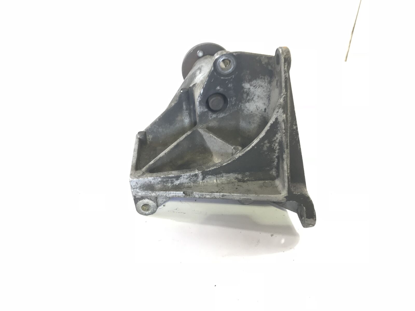 Cherokee Air Conditioning Compressor Alternator A/C Bracket XJ Comanche