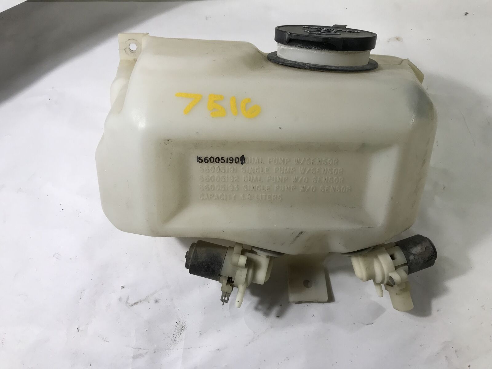 Grand Cherokee Windshield Washer Bottle Reservoir Tank 56005192 1993