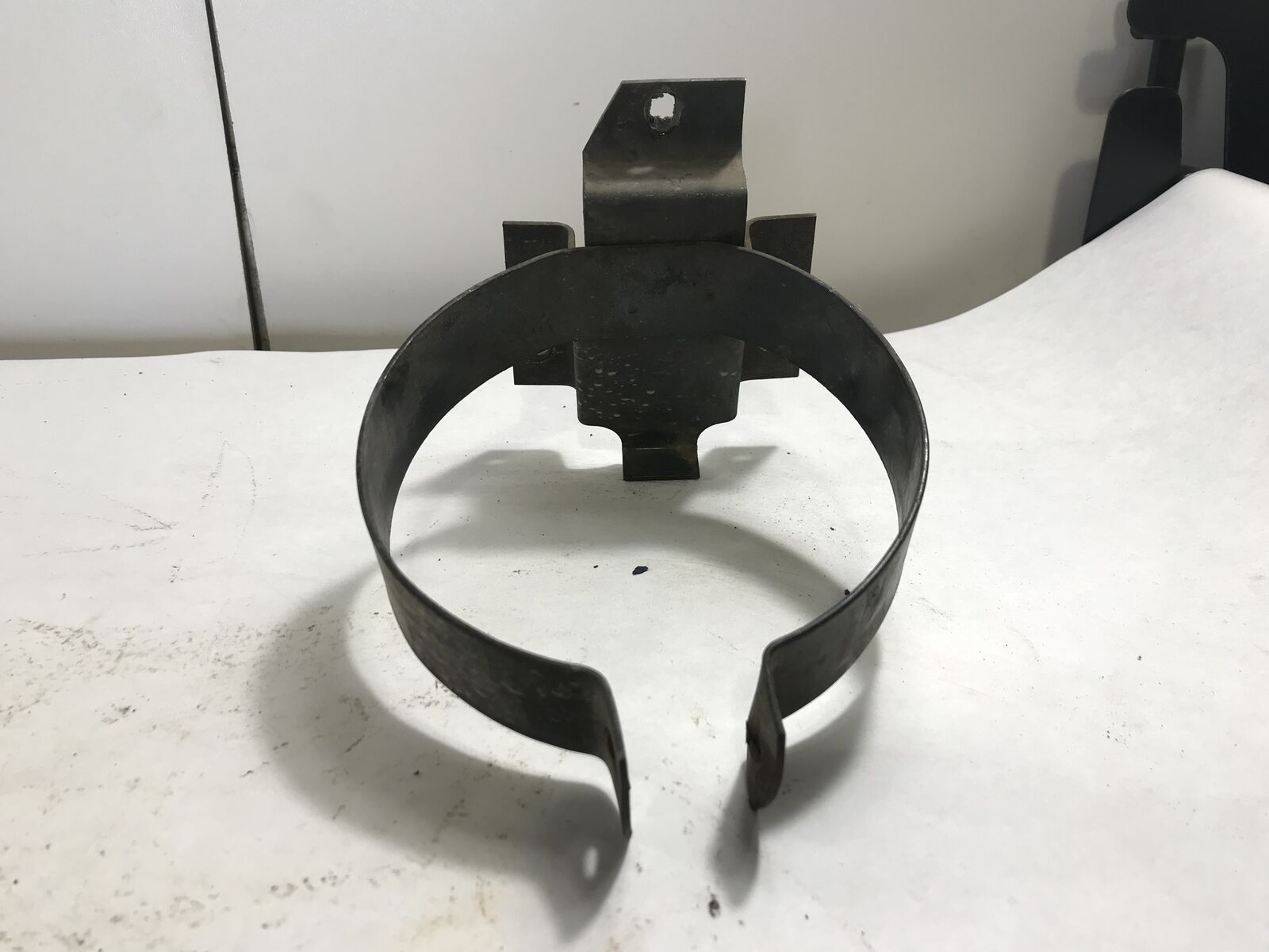 CJ Series Charcoal Vapor Canister Mounting Firewall Bracket J5357214