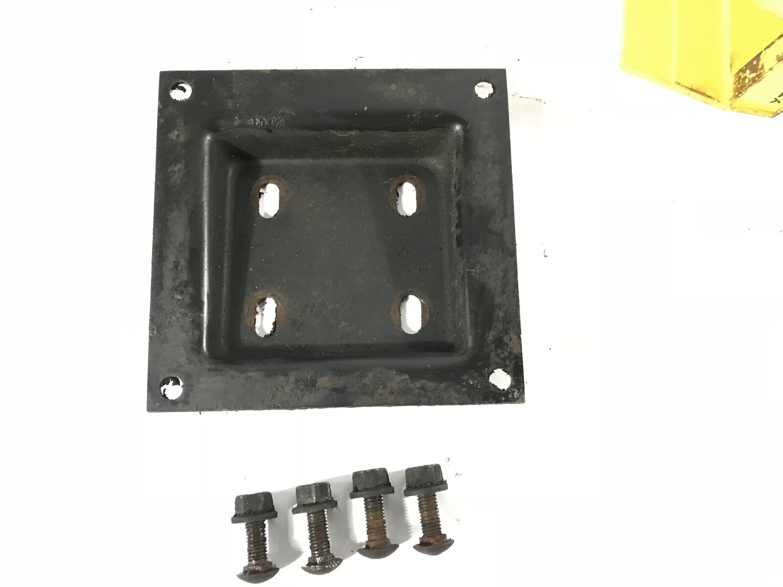 Wrangler TJ Automatic Transmission Crossmember Wedge Mount 52058863 97