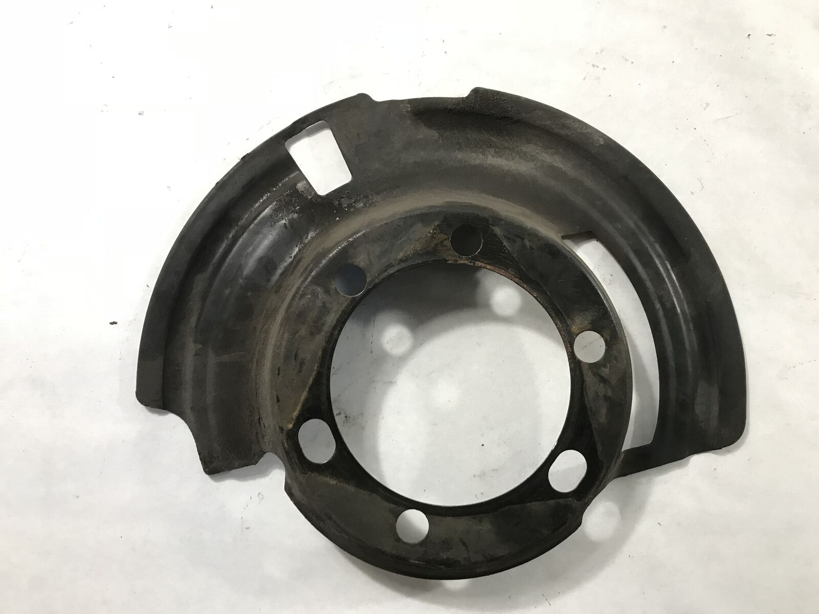 Dana 30 Axle Brake Dust Shield Driver Left Side 8795 YJ TJ XJ MJ ZJ