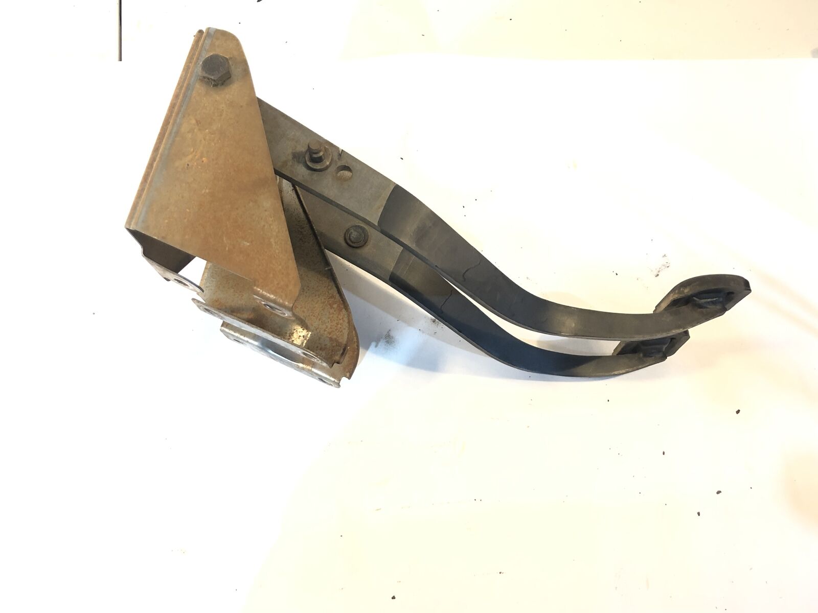 Wrangler TJ LJ Clutch and Brake Pedal Assembly 52128017AB 19972006
