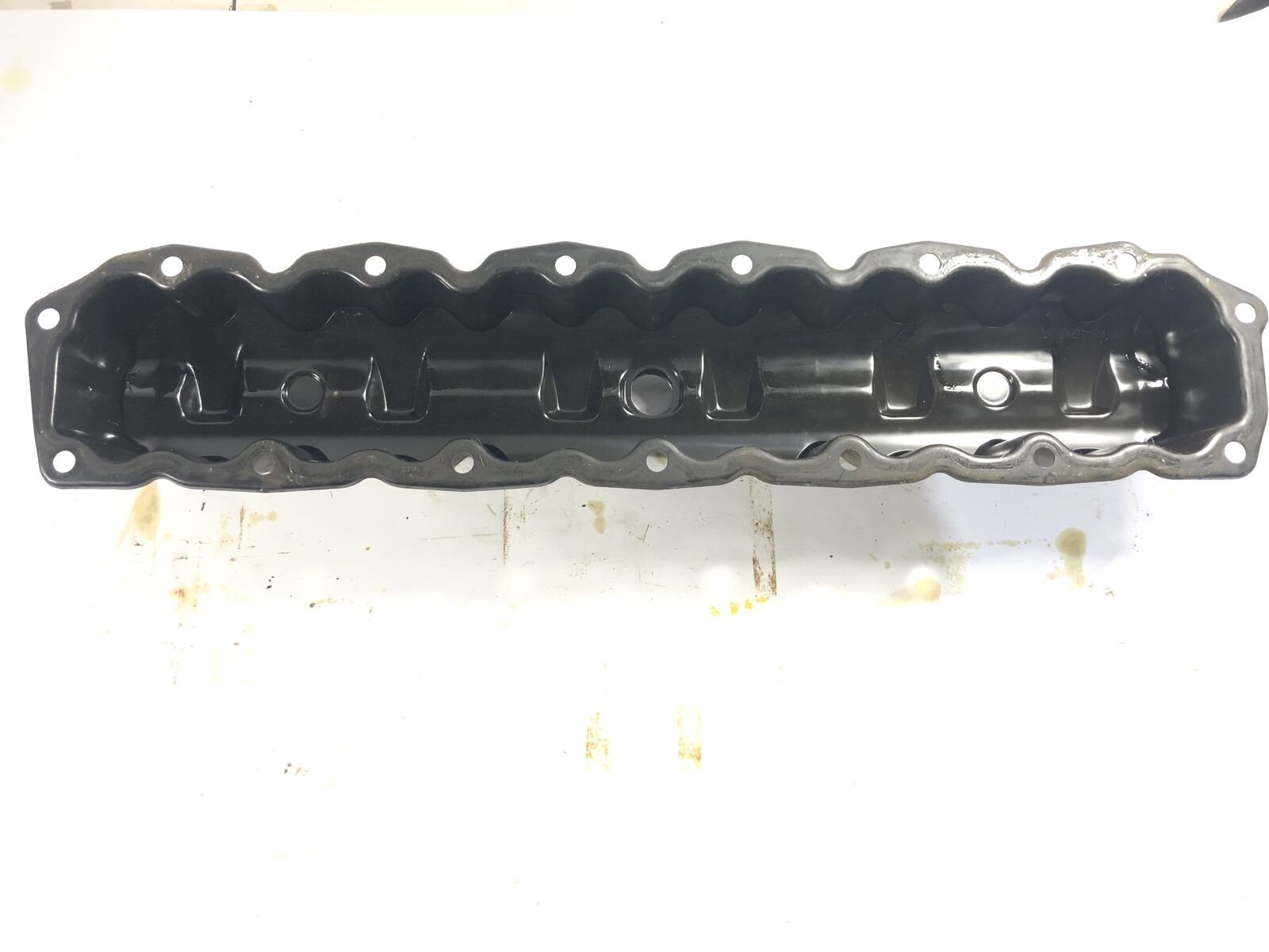 4.0L Valve Cover 6 Cylinder Head 0506 TJ LJ 53020323AB Parts