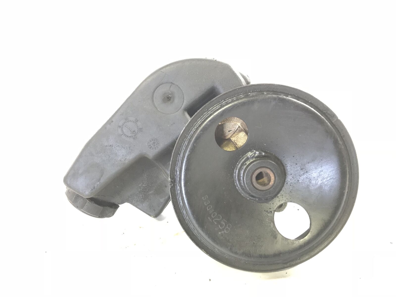 Wrangler TJ XJ ZJ Power Steering Pump and Reservoir 52087871 19972006