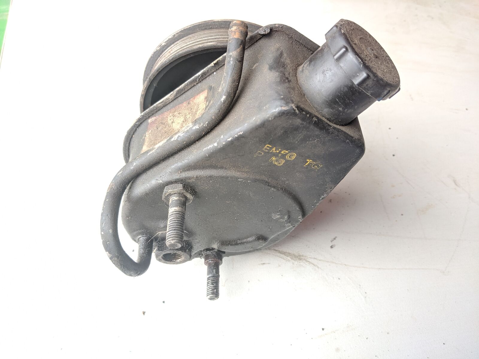 Wrangler YJ Power Steering Pump Serpentine Belt Pulley 2.5L 4.2L 19871990 Parts Breakers