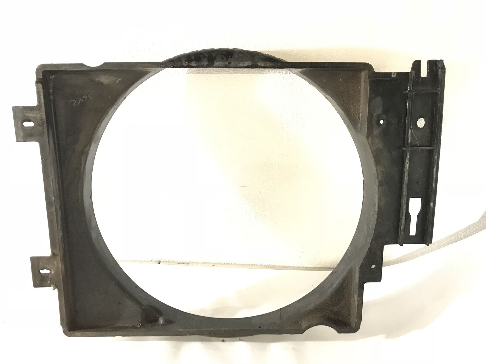 Wrangler TJ LJ Radiator Fan Shroud 4.0 Liter 6 Cylinder 52027925AC 1997