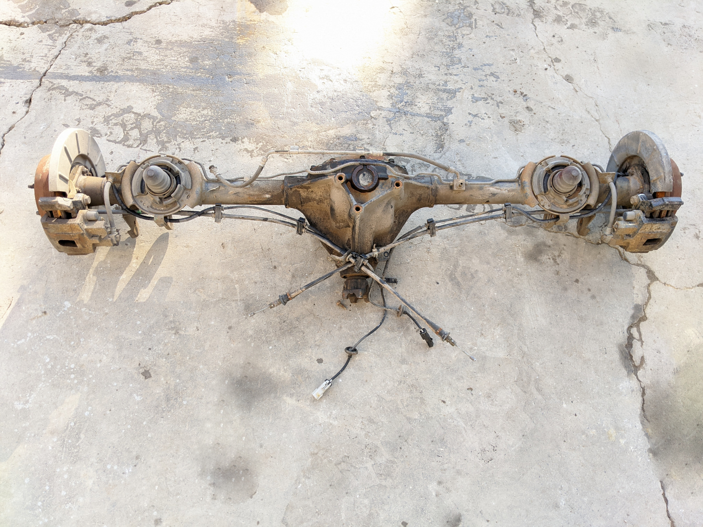 Grand Cherokee WJ Rear Axle Dana 35 with 3.73 Gear Ratio 04 Parts
